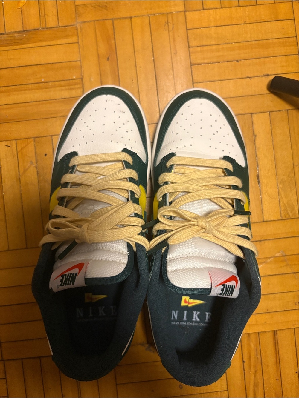 Nike Men’s Low-Top Sneakers in White, Dark Green & Yellow